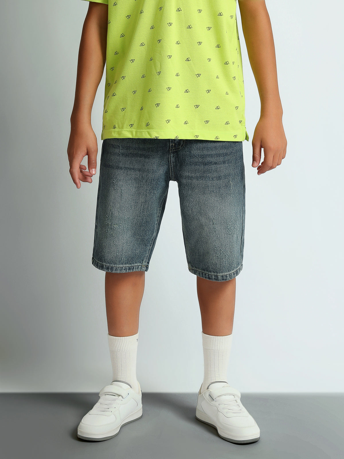 Shorts Regular fit Plain