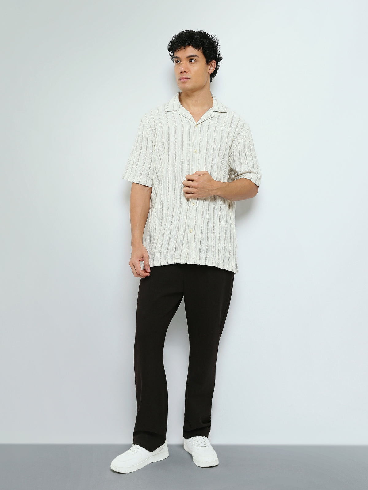 Town Team - Men's Oversized cotton Short Sleeves Shirts WHT/BEG Cotton Blend