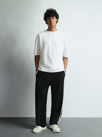 Sweatpants Slim fit embroidered