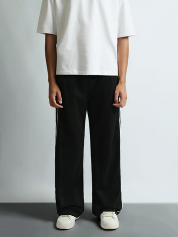 Sweatpants Regular fit Embroidered