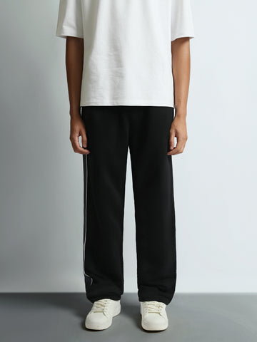 Sweatpants Regular fit Embroidered