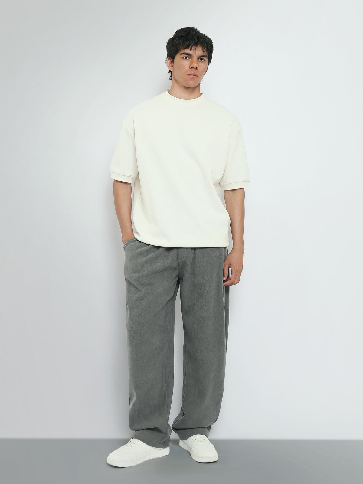 Town Team sweatpants basic super baggy Olive