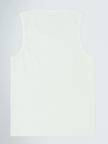 Tank tops Slim fit round-neck