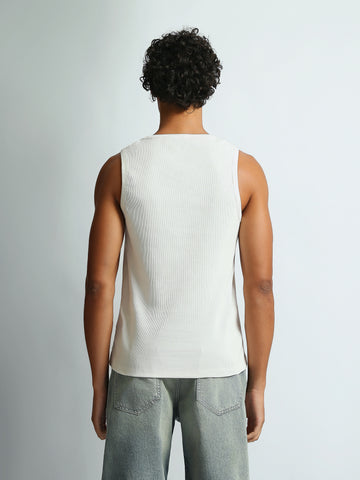 Tank tops Slim fit round-neck