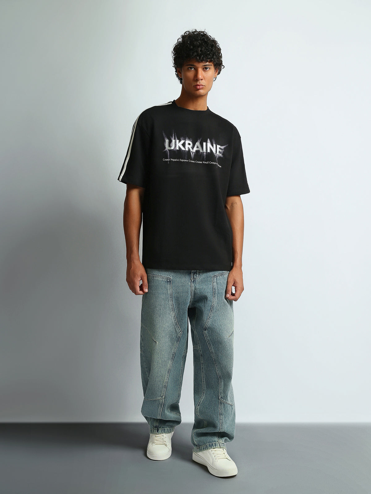 T-shirts Oversized fit round-neck