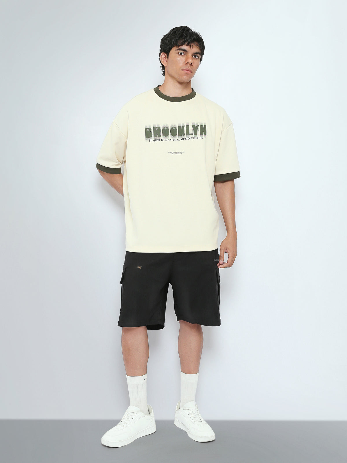 Town Team t-shirts round neck slouchy fit Beige