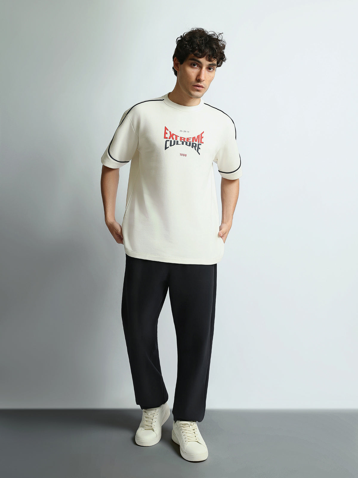 T-shirts Oversized fit round-neck