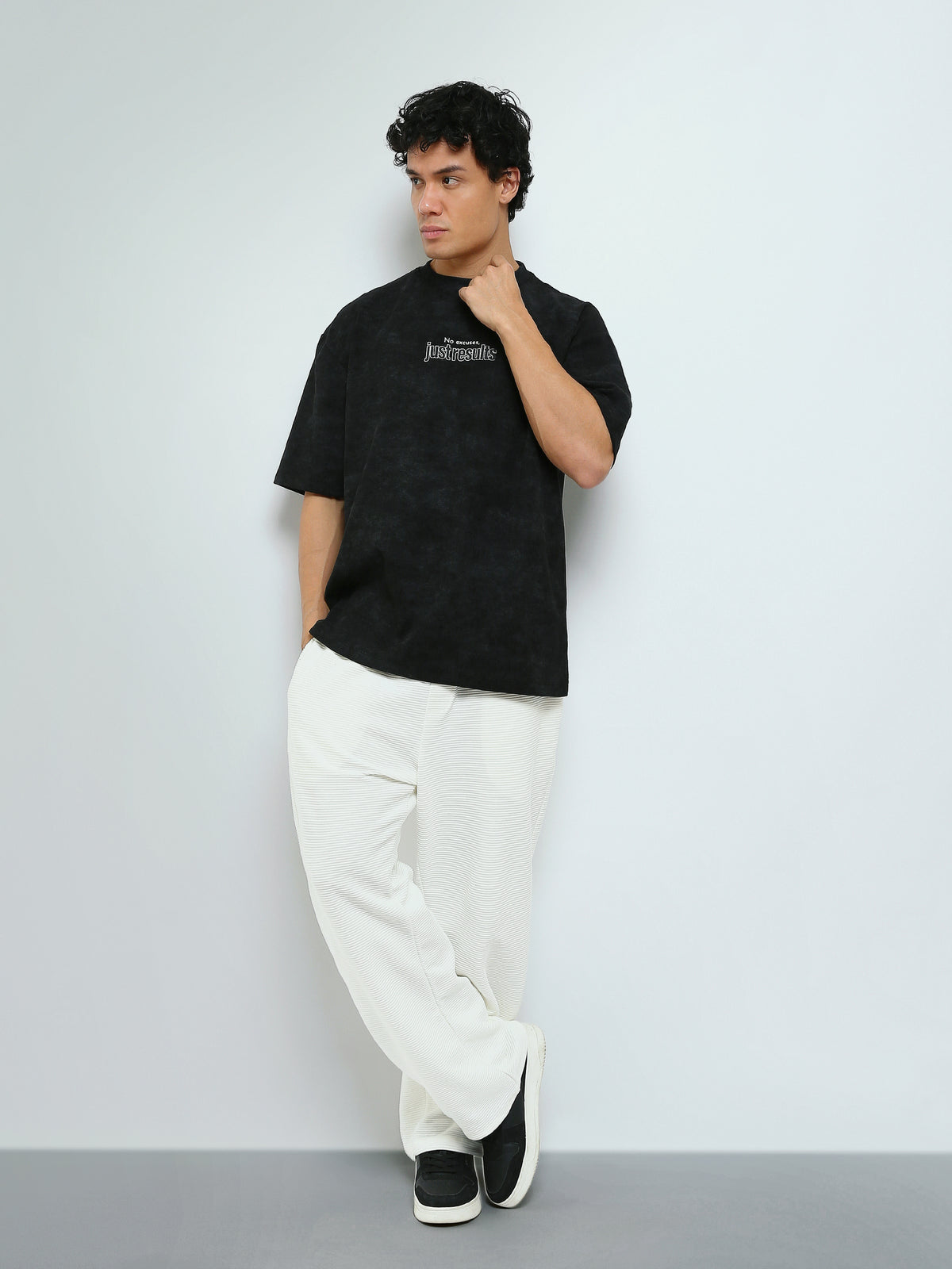 Town Team - Men's Oversized round-neck T-shirts Black Mixed fabric