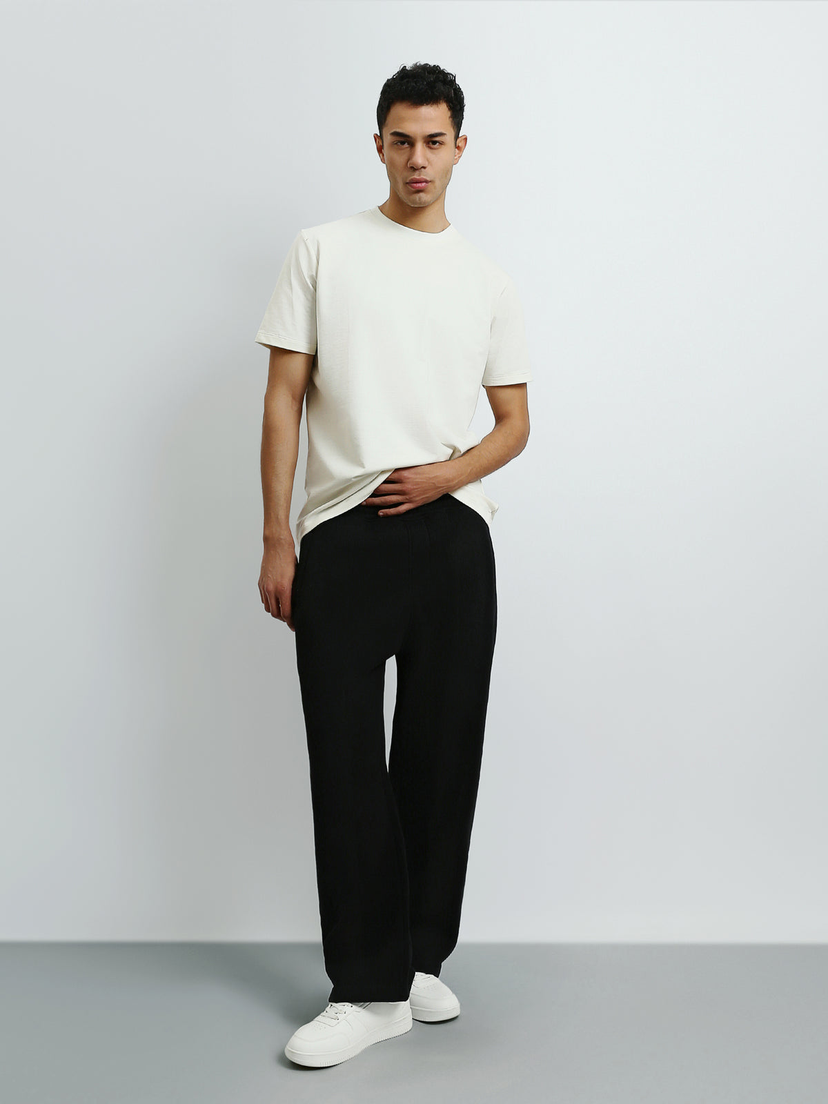 Town Team - Men's Slim round-neck T-shirts OFF WHIT SUMEER MELTON