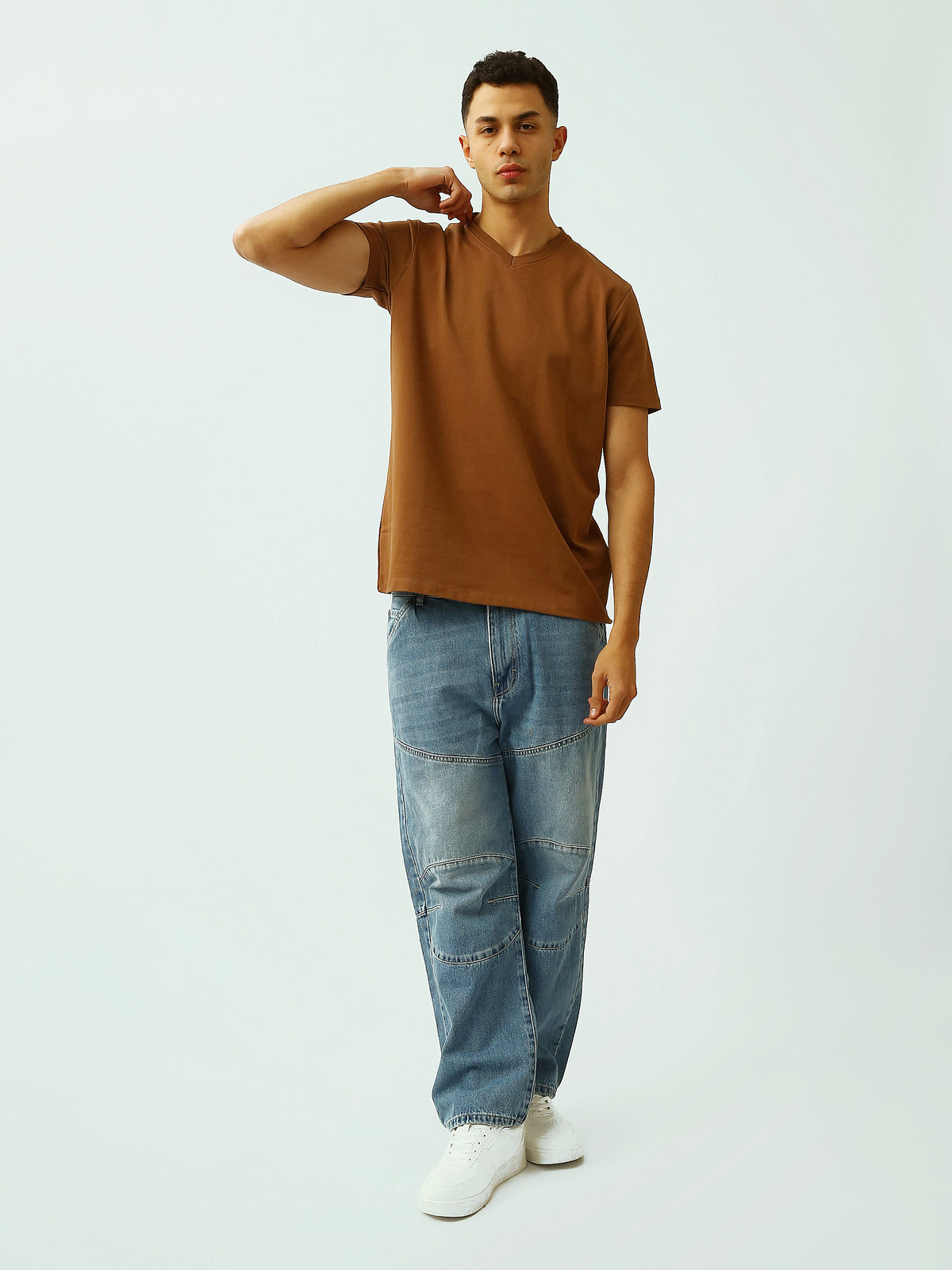 Town Team - Men's Slim V-neck T-shirts OFF WHIT SUMEER MELTON